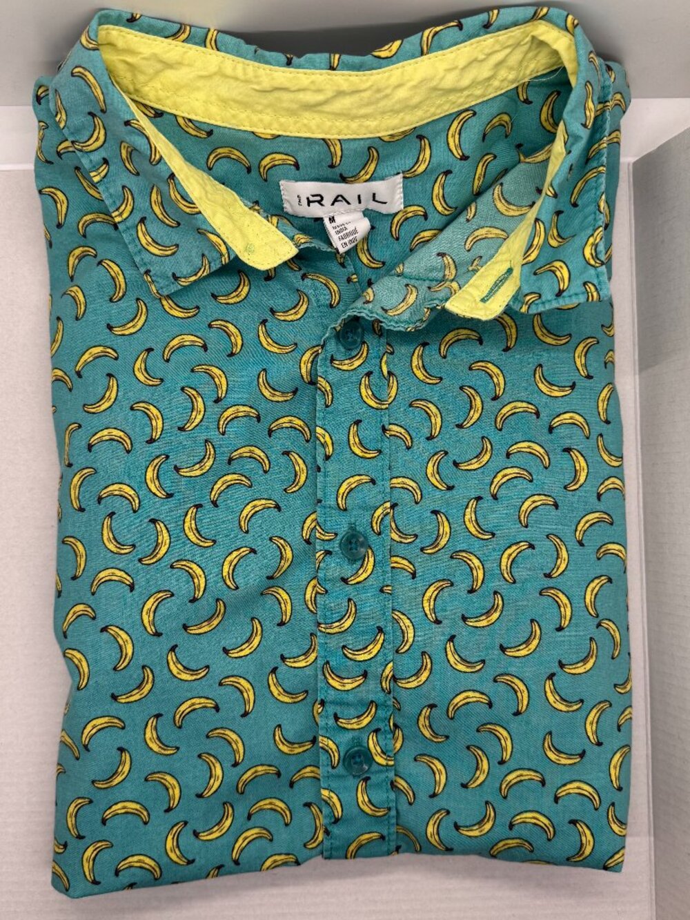 Nordstrom Rail Banana Short-Sleeve Button-Up (M)